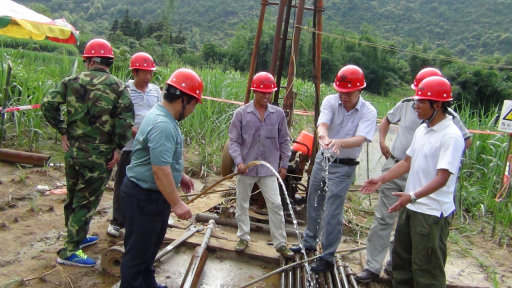 广西十二五农村饮水安全工程鹿寨找水打井工程